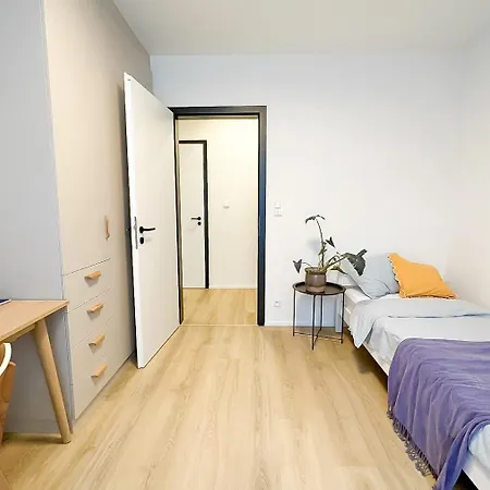 New 3kk Apartment: Holesovice Heart Apartmán