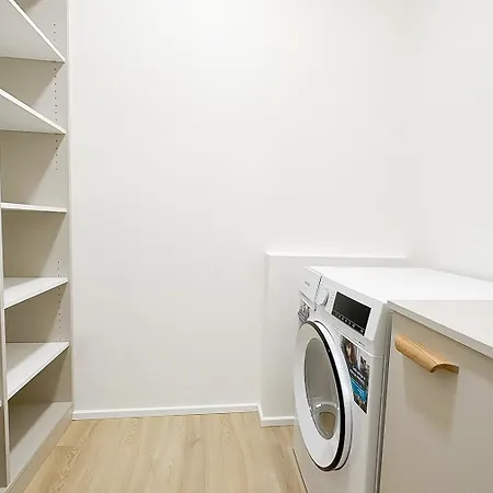 New 3kk Apartment: Holesovice Heart Apartmán *