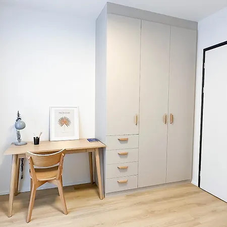 New 3kk Apartment: Holesovice Heart Praha